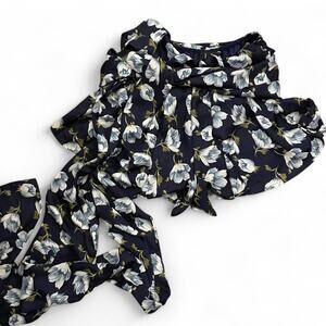 Lulus Dressy Blue with flowers flowing shorts with long wrap tie XS women